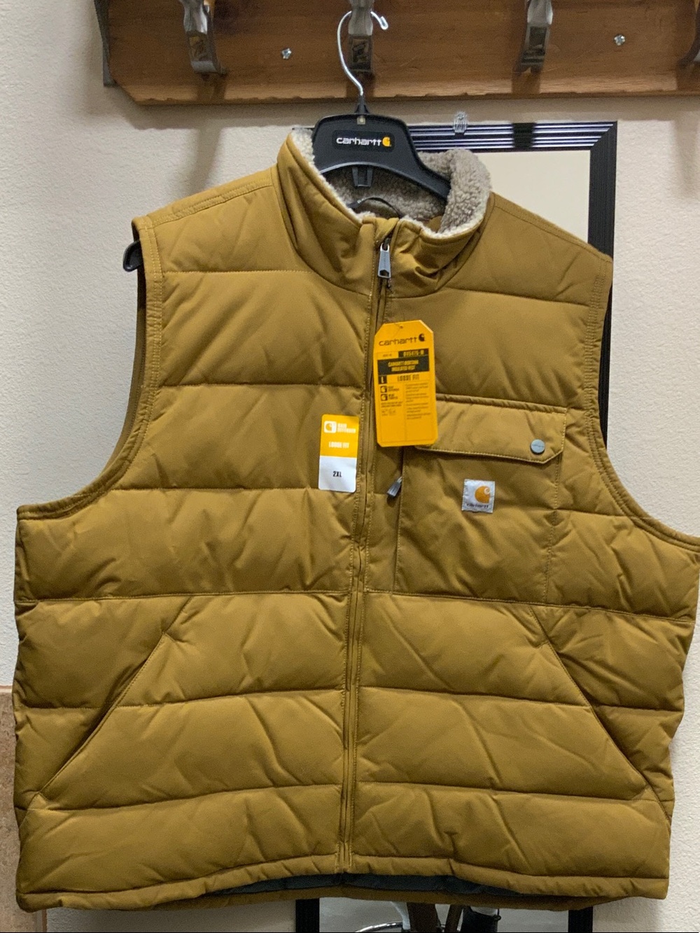 Carhartt Montana Vest in Brown